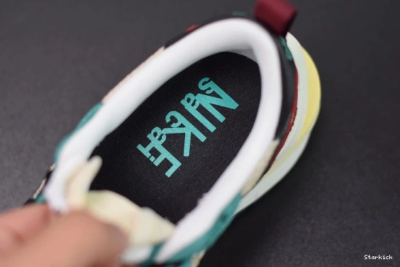 sacai  DD3035-200 Red Green Neptune  Vaporwaffle Nike Villain 0118